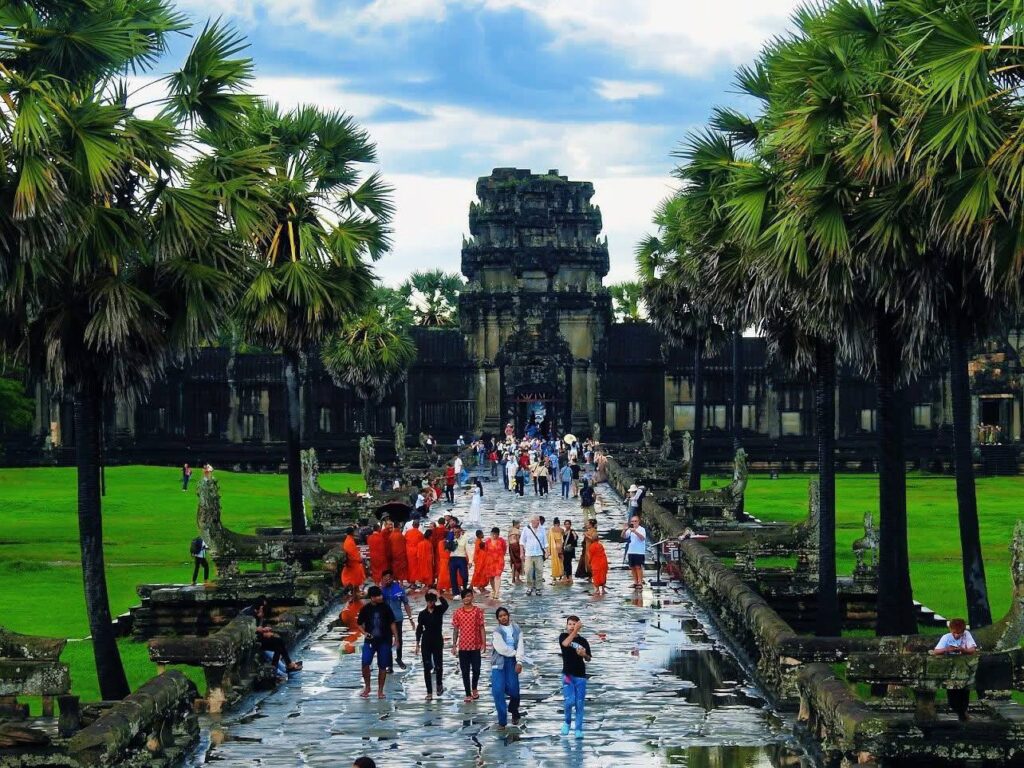 Angkor Wat Temple Tour